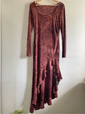 NWT Burgundy Floral Embossed Velvet Ruffle Hi-Low Asymmetrical Maxi Dress Size M
